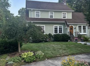 56 Roger Road, New Haven, CT 06515