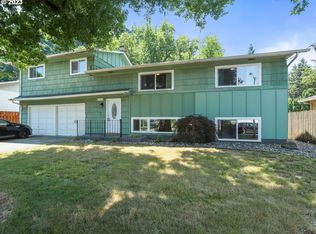 18700 SE Clinton St, Gresham, OR 97030