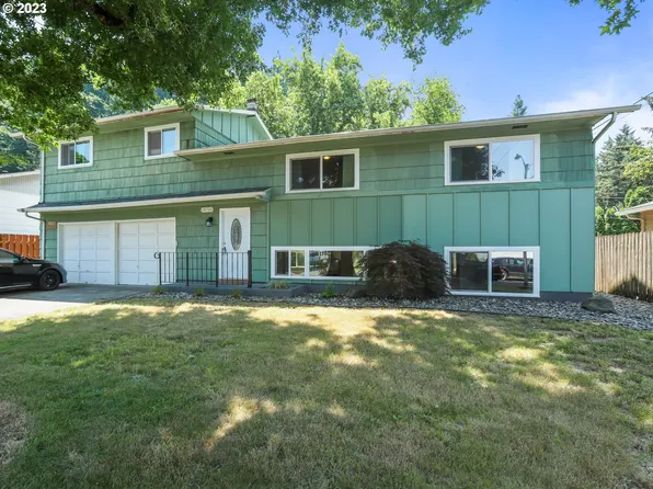 18700 SE Clinton St, Gresham, OR 97030