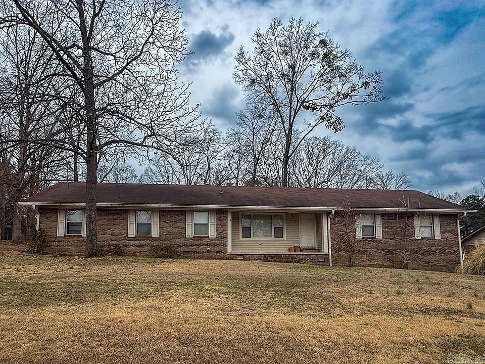 1st image of 919 N 26th St