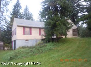 190 Deats Ln, Scotrun, PA 18355
