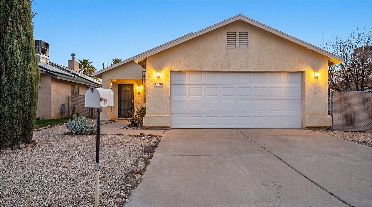 2628 Valentine Ave, Kingman, AZ 86401 | Zillow