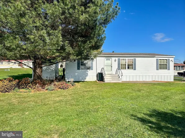 565 Holly Dr, New Providence, PA 17560