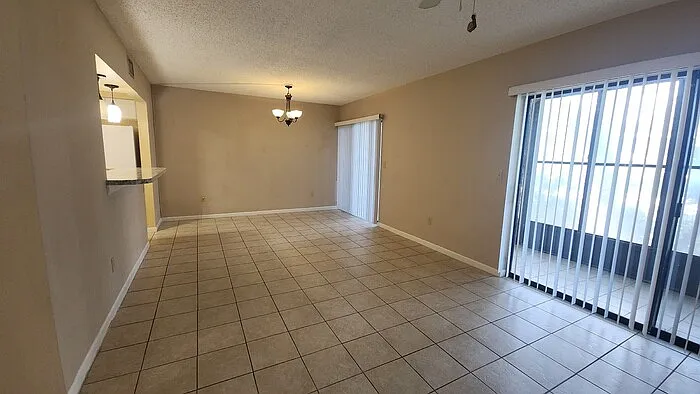 27 Veronese Ct #27 — Photo 4