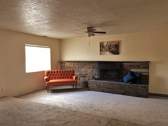 Open Living & Fire Place