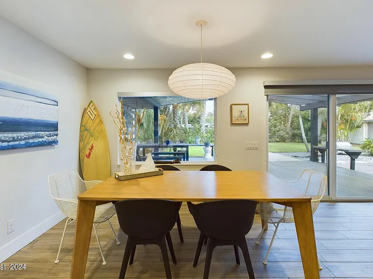 1445 Bayshore Dr — Photo 12