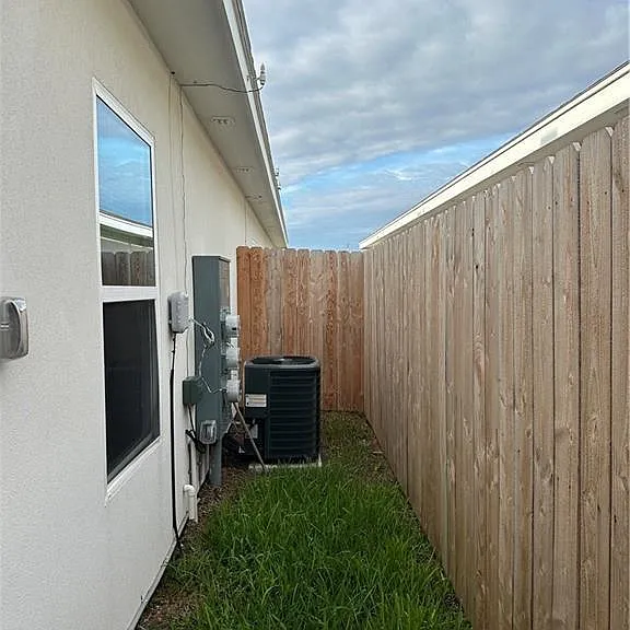 2919 W Driftwood St #1 — Photo 9