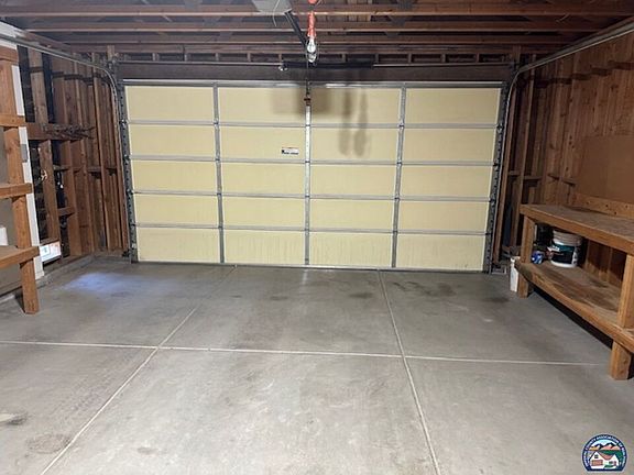 4th image of 1103 Jacaranda Dr
