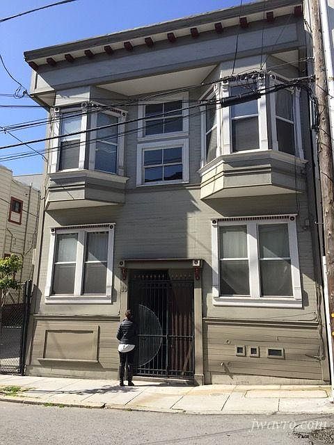 1st image of 10 Moss St APT A