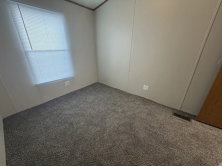 38000 Le Chateau Blvd #383 — Photo 17