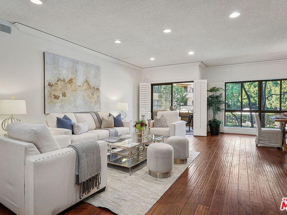 1st image of 651 N Wilcox Ave #1A
