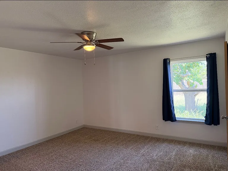 604 Beckley Dr — Photo 26