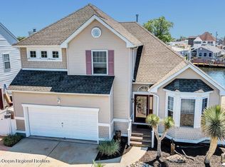 341 Bayview Ave, Bayville, NJ 08721