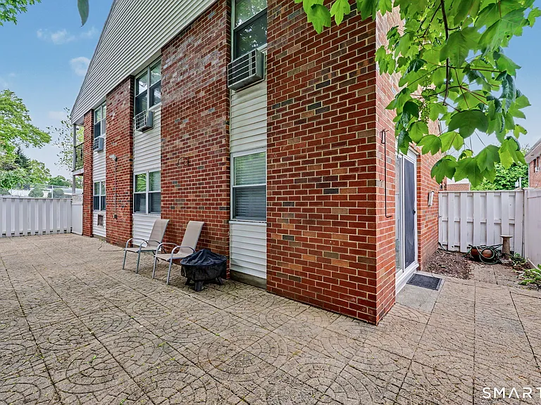 77 Webb Ave #8 — Photo 21