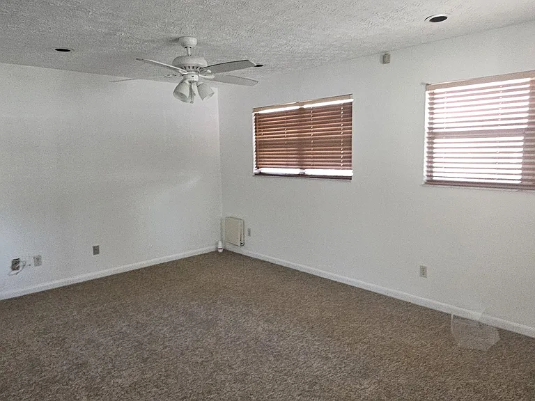 3301 W Nassau St — Photo 14