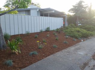 551 Wakerobin Ln, San Rafael, CA 94903