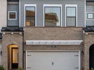 1100 Harper Dr #31, Roswell, GA 30076