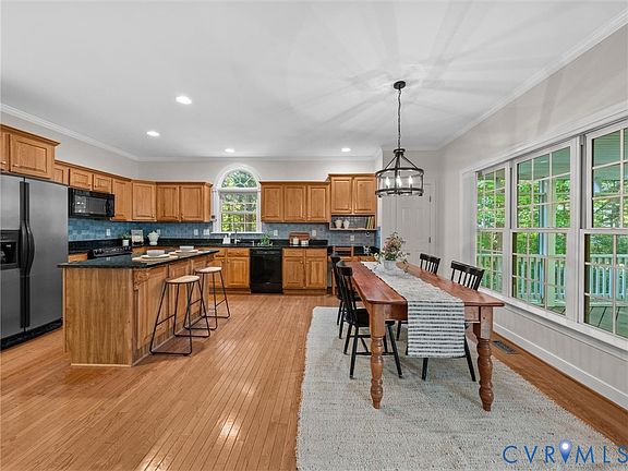 3rd image of 15743 Moss Fire Ct