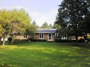 245 Pheasant Ln, Bloomingdale, IL 60108