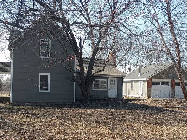 106 N 5th St, Cleveland, MO 64734