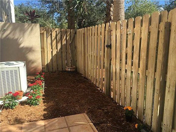 3rd image of 17069 NW 23rd St