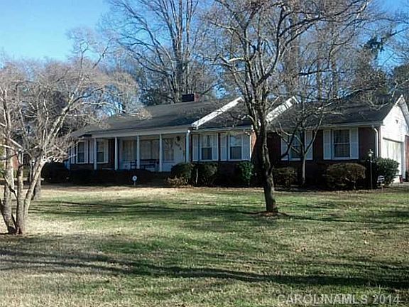 2nd image of 302 Larry Dr