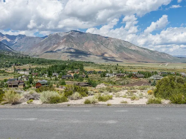 79 Lakeridge Trl, Crowley Lake, CA 93546