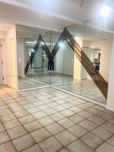 6937 Bay Dr APT 304, Miami Beach, FL, 33141