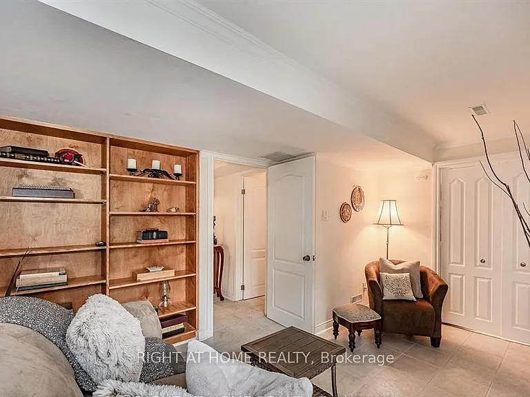 6679 Shelter Bay Rd #32 — Photo 4