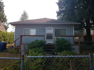 7104 Sylvan Ln SW, Seattle, WA 98136