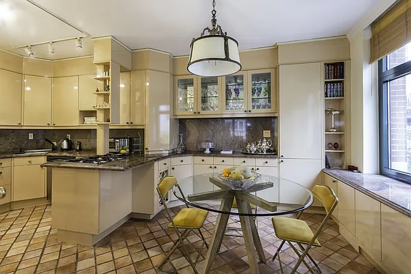 Rented by Brown Harris Stevens | media 5