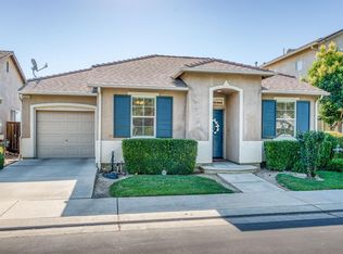 1627 N Monaco Ln, Clovis, CA 93619
