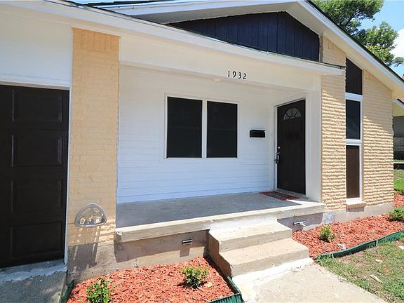 3rd image of 1932 Spiceberry Ln