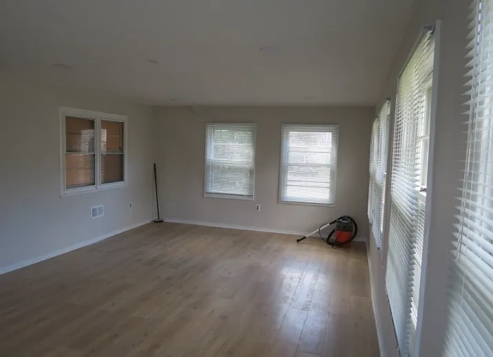 192 W Mount Pleasant Ave — Photo 12