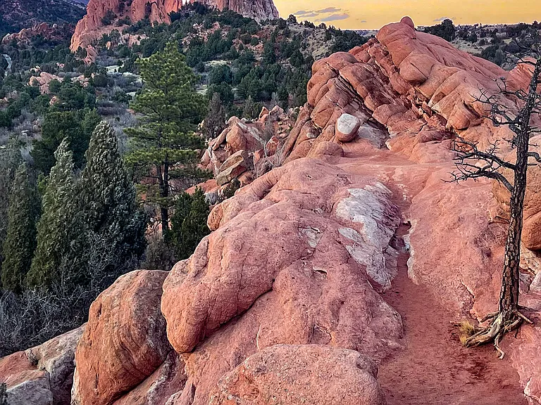 Garden of the Gods - less than 10 minutes from the garage to parking lot