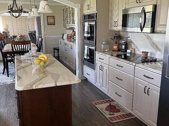 3rd image of 1833 Caldwell Rd