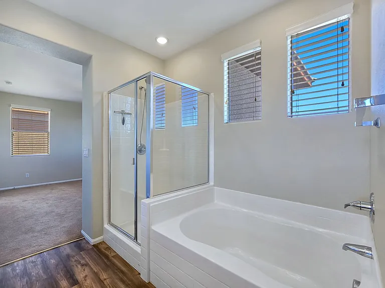 5389 Hollymead Dr — Photo 39