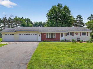 2530 Mecca Dr, Plover, WI 54467