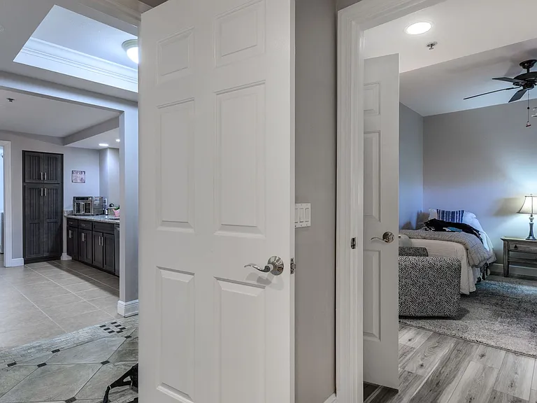 3313 Sunset Key Cir #107 — Photo 45