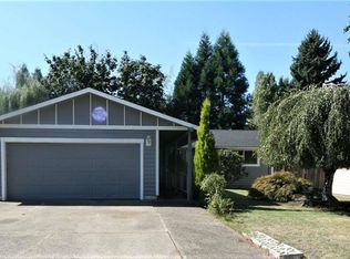 189 Willow Ave, Woodburn, OR 97071