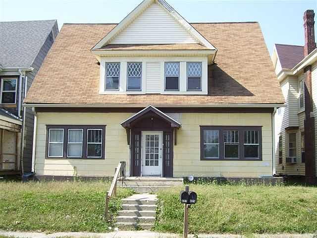 1st image of 425-427 S Mound St