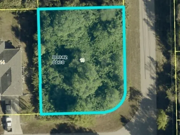 3832 Hopevale St, Fort Myers, FL 33905