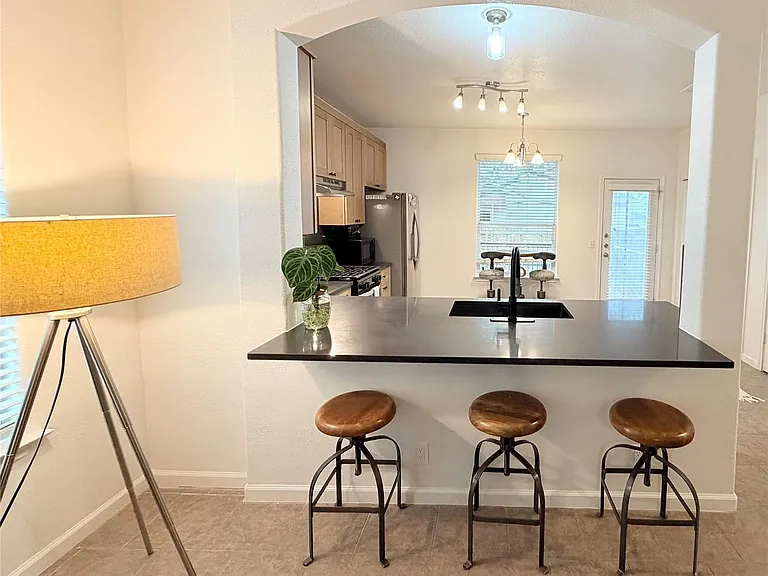 2419 Allred Dr #B — Photo 4