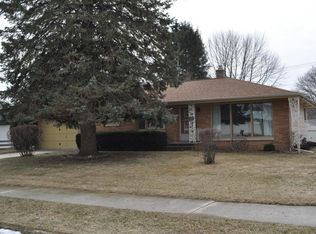 2515 41st St, Two Rivers, WI 54241