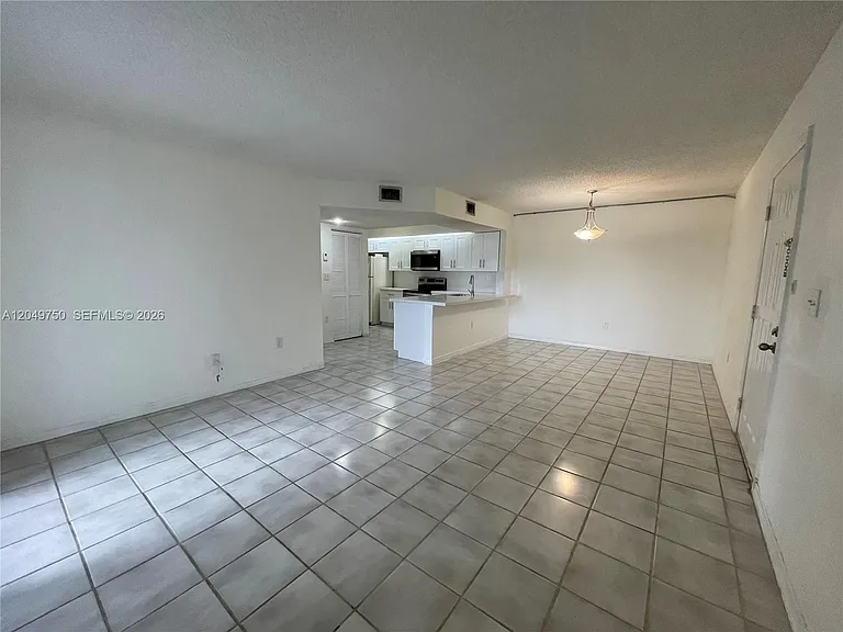8500 SW 212th St #307 — Photo 6