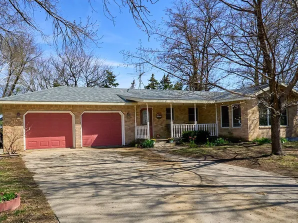 34933 221st Ave, Le Center, MN 56057