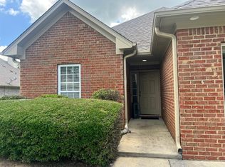 748 Narrows Point Cir, Birmingham, AL 35242