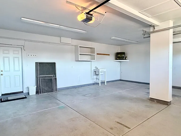 1289 E Iris Dr — Photo 33