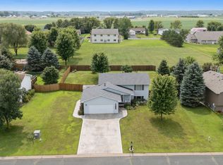 406 Delmar Ave, Osceola, WI 54020