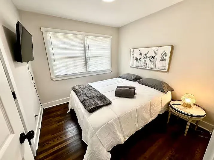 802 Maple Avenue — Photo 3